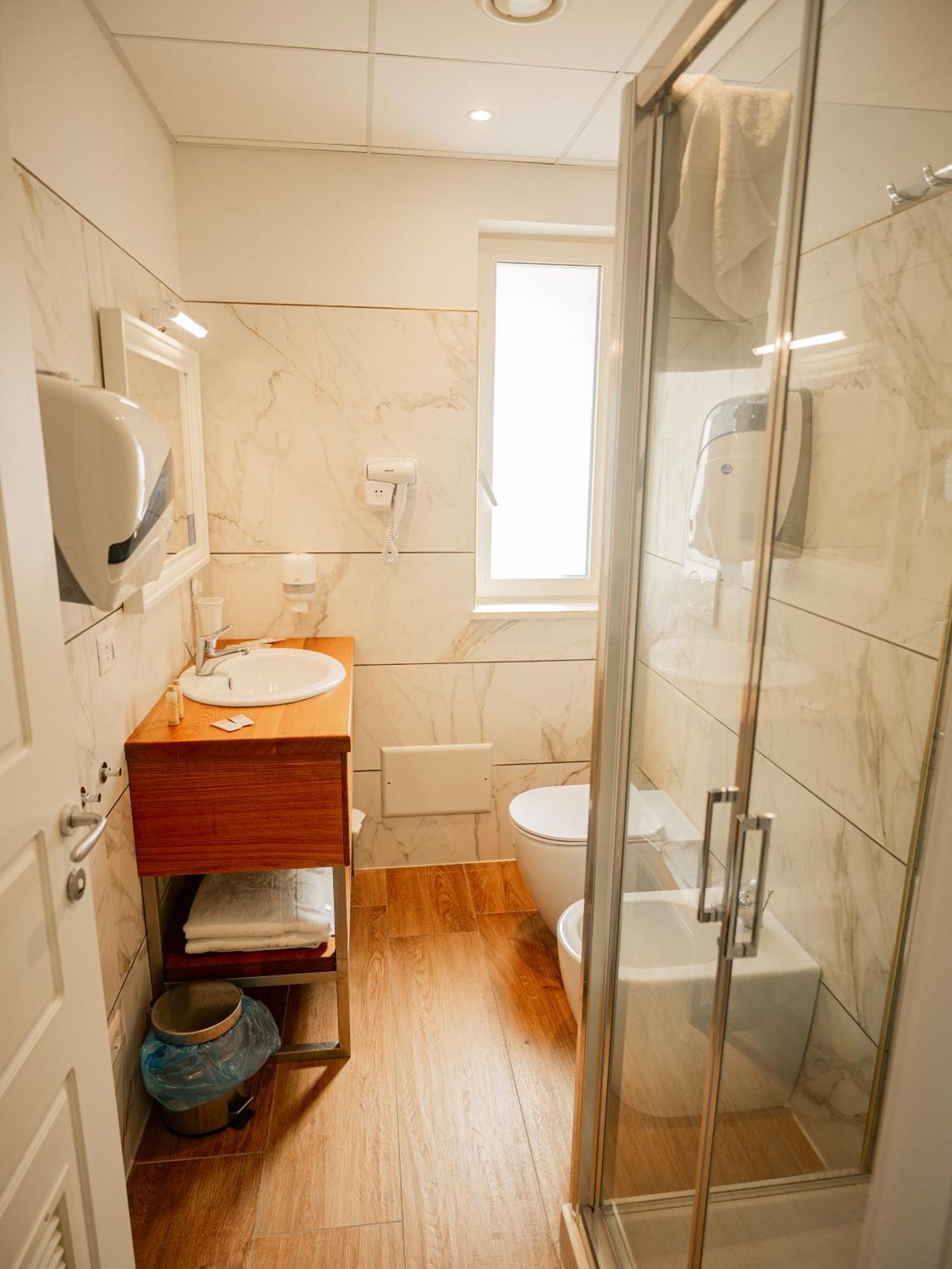 Rooms Alcentro CTA Exterior foto